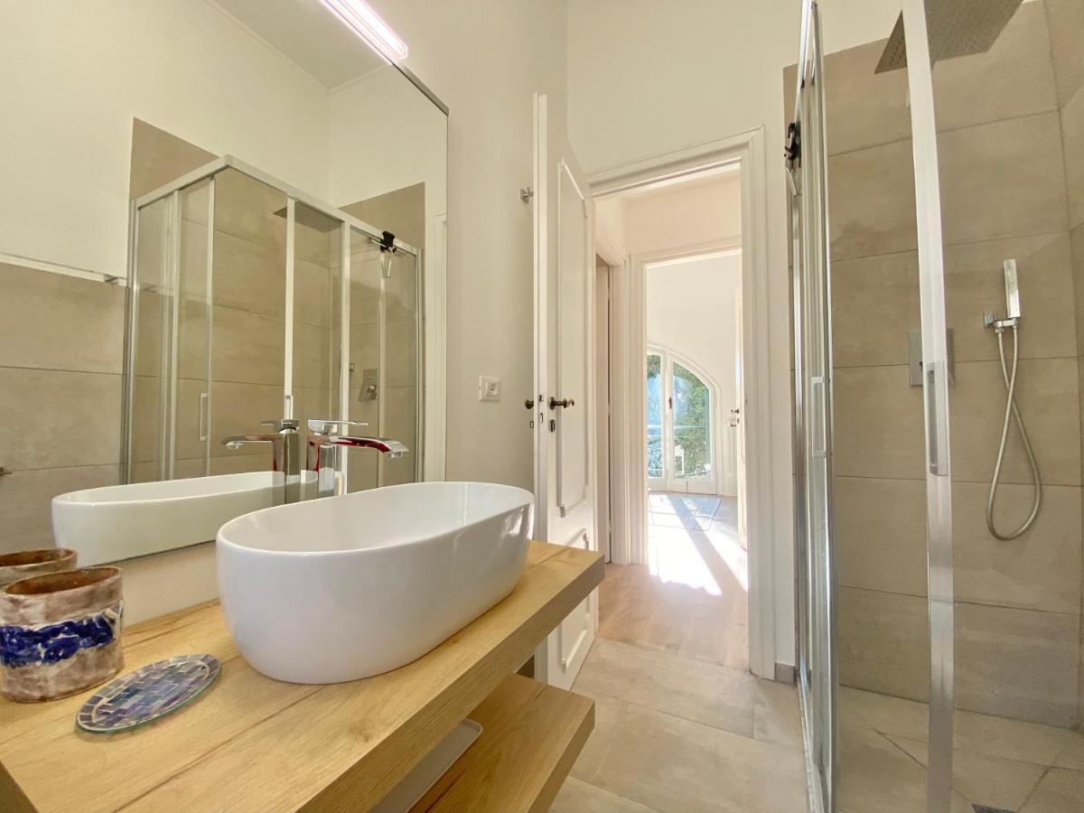 Casaviva-Stylish Trilo With Ac-Shared Pool-Parking Apartment Genoa Ngoại thất bức ảnh